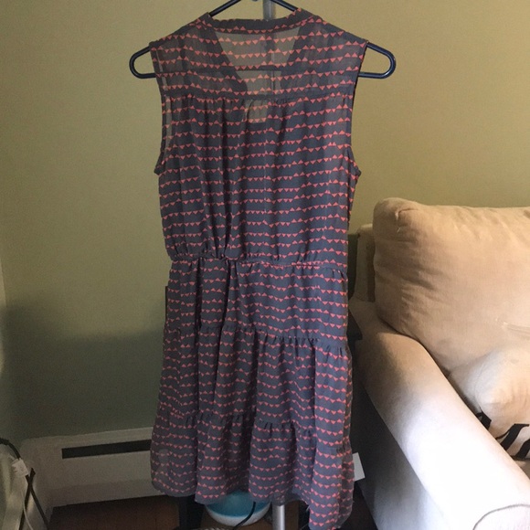 Gray and pink patterned dress. - Picture 2 of 2